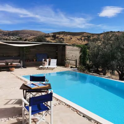 Lyrous Country House