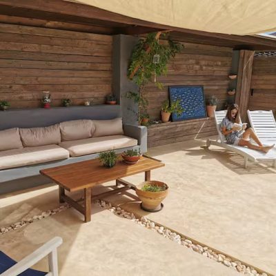 Lyrous Country House