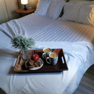 Lyrous Country House