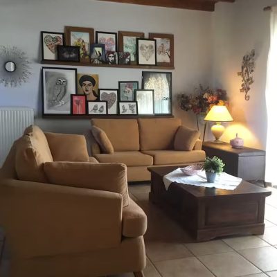 Lyrous Country House