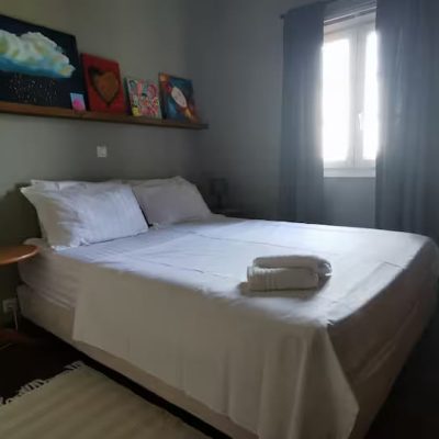 Lyrous Country House